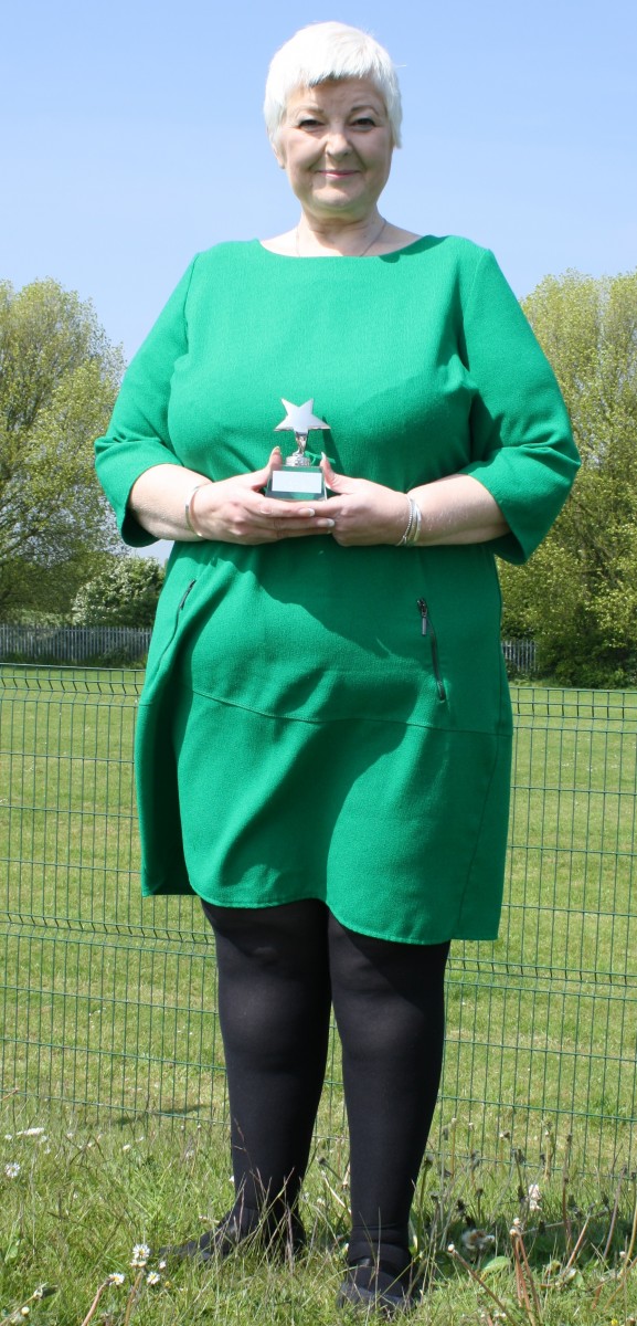 Laura Hall with her LPFT Heroes award