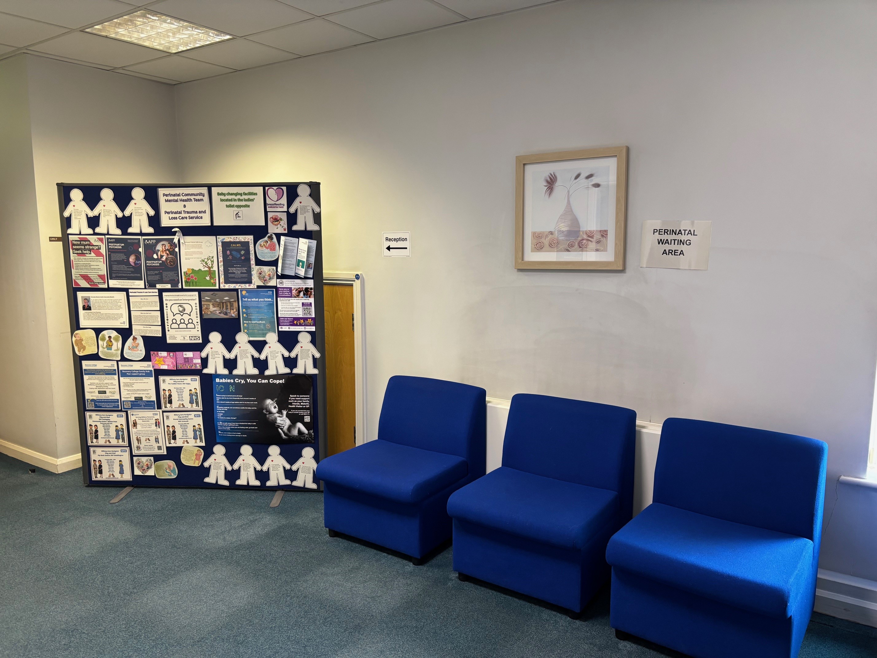 Lincoln Archway waiting room